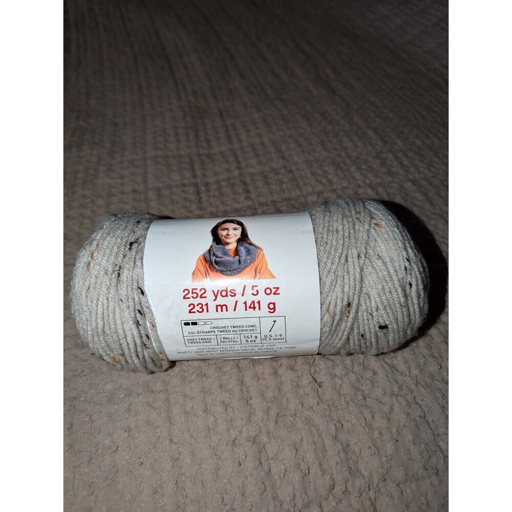 Craft Smart Value Tweed Yarn, Cream Viscose Blend VD101